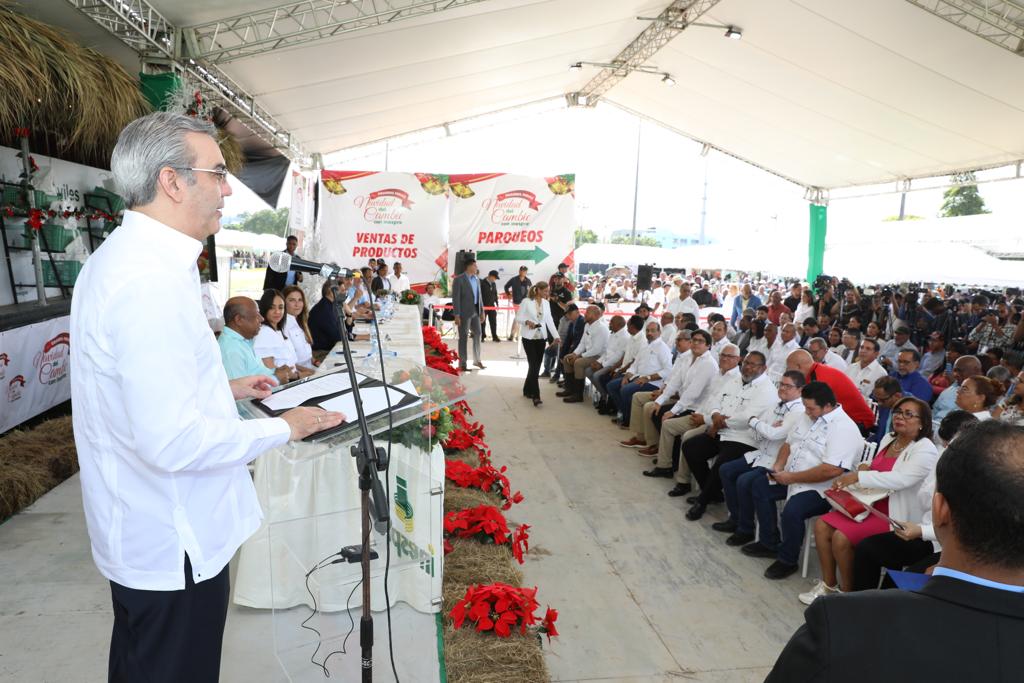 GOBIERNO RD INICIA FERIAS NAVIDAD DEL CAMBIO