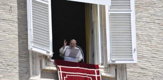 El Papa Francisco: Que Dios libere la familia humana del flagelo de la guerra