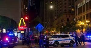 TIROTEO EN CHICAGO DEJA 6 MUERTOS Y 20 HERIDOS