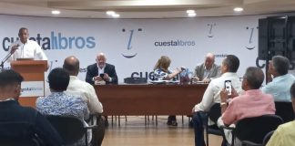 Embajador Castillo Betances pondera libro de Jaquelyn Boing y José Serrulle