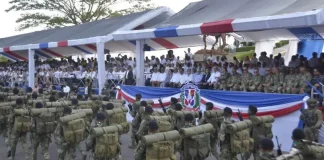 POR RESTAURACION CELEBRAN PARADA MILITAR EN SANTIAGO