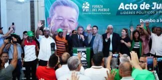 JURAMENTA NUEVOS MIEMBROS FUERZA DEL PUEBLO EN SANTIAGO
