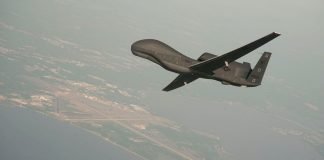 RUSIA ENVIA AVIONES CAZA A CRIMEA TRAS AVISTAR DRONES DE ESTADOS UNIDOS