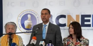 GUIDO GOMEZ MAZARA INSCRIBE SU PRE CANDIDATURA PRESIDENCIAL