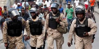 POLICIA DE HAITI HACE BATIDA EN DEPARTAMENTO CENTRO CONTRA LAS BANDAS
