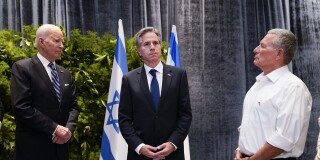 EEUU dice que está listo para responder si hay escalada en el conflicto