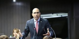 PROYECTO DE LEY BUSCA REDUCIR CONSUMO BEBIDAS AZUCARADAS, CARBONATADAS, Y ENERGIZANTES