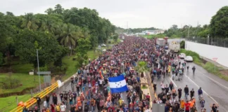 CERCA DE 6 MIL MIGRANTES VAN DE TAPACHULA A FRONTERA EEUU