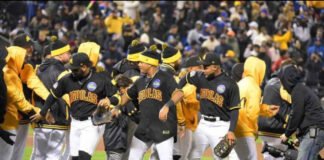AGUILAS BLANQUEAN AL LICEY POR SEGUNDA VEZ EN EL CITY FIELD DE NUEVA YORK