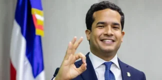 OMAR FERNANDEZ PRESENTA SU CANDIDATURA A SENADOR DEL DISTRITO NACIONAL
