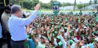 LEONEL FERNANDEZ SE MUEVE POR EL SUR DEL PAIS EN EL FIN DE SEMANA