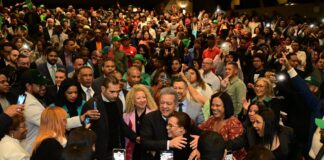 Leonel recibe apoyo masivo de dominicanos en Europa