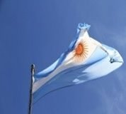 ARGENTINA: ENCENDER UNA LUZ ANTE LA OSCURIDAD QUE AVANZA