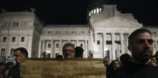 MILEI DESMONTA POR DECRETO MAS DE 300 REGULACIONES ECONÓMICAS