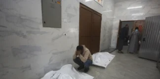 FUERZAS ISRAELÍES GOLPEAN CAMPO DE REFUGIADOS EN GAZA