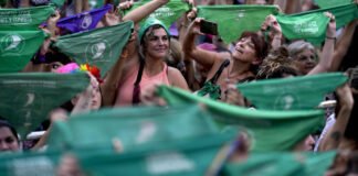 Javier Milei quiere eliminar el feminicidio del Código Penal