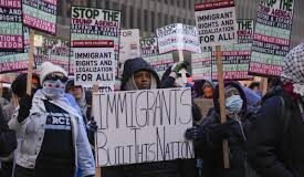 22 ESTADOS BUSCAN IMPEDIR QUE DONALD TRUMP ELIMINE LA CIUDADANÍA POR NACIMIENTO