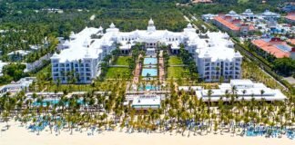 RIU Hotels lamenta la muerte de tres huéspedes y trabaja con las autoridades en la búsqueda de una persona desaparecida