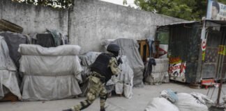 Oficial keniano herido de bala en Haití durante operativo contra bandas armadas