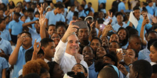 Este domingo, Abinader inaugurará obras y entregará títulos de propiedad en Santo Domingo