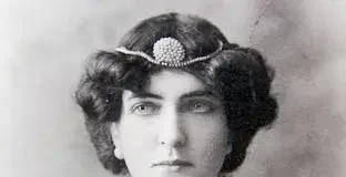 Éxtasis y tragedia de Delmira Agustini, Diosa modernista de la poesía erótica