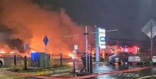 SE ESTRELLA AVIÓN EN FILADELFIA