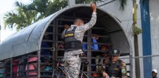 Amnistía Internacional denuncia políticas migratorias racistas en República Dominicana y exige proteger a defensores de derechos humanos