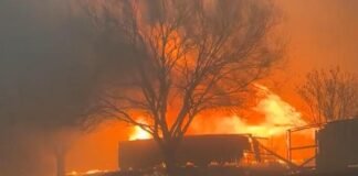 Clima extremo en EE. UU. deja al menos 10 muertos y cientos de casas destruidas