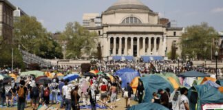La Universidad de Columbia, bajo presión de Trump, acepta cambios en sus políticas