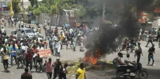 Muertes de pandilleros en Haití tras operativos policiales provocan protestas masivas en las calles