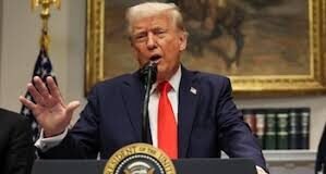 TRUMP INTENTÓ DISIPAR TEMORES SOBRE LA ECONOMÍA