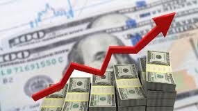 ABINADER DICE EL DÓLAR BAJARÁ «EN SU MOMENTO»