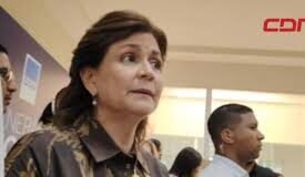 LA VICEPRESIDENTA CLAMA: «!EN LAS ESCUELAS NO PUEDE HABER UN INTOXICADO MAS!»