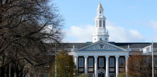 Harvard se enfrenta a Donald Trump y se posiciona ante su cruzada contra las universidades