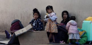 Bloqueo a las entradas y fin del TPS, el limbo de los venezolanos en la era Trump