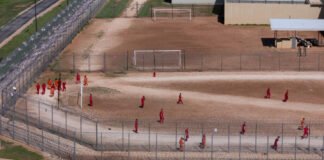 La justicia estadounidense reta las deportaciones de Trump; México responde a comerciales "racistas"