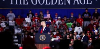 Donald Trump celebra sus primeros 100 días de mandato presumiendo 'logros' migratorios