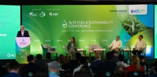 RD e IDAC reciben representantes internacionales en conferencia “Combustible y sostenibilidad”*