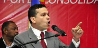 Rafael Cruz es reconocido como Funcionario Público del Mes al cumplir su primer año de gestión en Proindustria