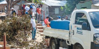 Alcaldía de Santiago realiza operativo de limpieza y reforestación en cañadas de Los Mangos en Zamarrilla