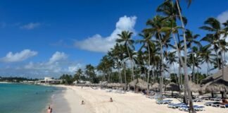 EL CLUB MED Y LOS ORÍGENES DEL TURISMO EN EL ESTE DOMINICANO