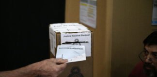 Argentina celebra comicios parlamentarios clave para las aspiraciones del presidente Milei