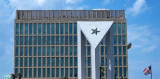 Cuba convoca al jefe de la misión diplomática de EE. UU. en la isla por “conducta irrespetuosa”