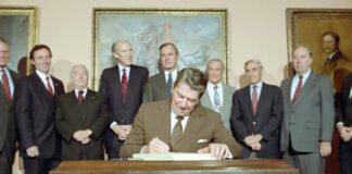 REAGAN Y LA ÚLTIMA AMNISTÍA MIGRATORIA DE EE.UU.