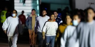 Fin al parole humanitario para Cuba, Haití, Venezuela y Nicaragua: las claves del caso | Inmigración en Estados Unidos