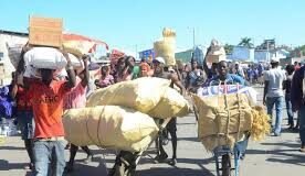 HAITI CIERRA PASO TERRESTRE A MERCANCIAS DESDE RD