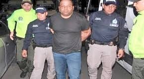 «EL ABUSADOR» DEMANDA AL GOBIERNO DE EEUU POR US$7 MILLONES