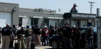 EE. UU. pausa redadas de migrantes en algunos sectores de trabajo; Los Ángeles prevé protestas "sin precedentes"