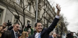 La Fiscalía venezolana ordena la captura de Juan Guaidó por supuesta corrupción en España