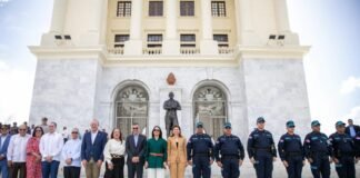 Raquel Peña encabeza lanzamiento del nuevo modelo de servicio policial en Santiago*